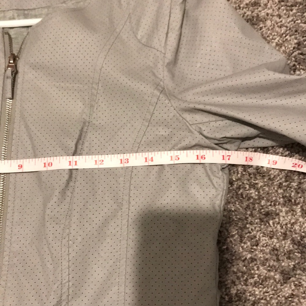 Light gray Guess leather jacket - Picture 5 of 7
